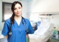 与护理助理相比拥有更多专业护士的医院的手术后死亡率更低