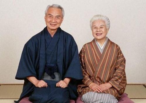 感恩的态度使日本老年人随着年龄的增长充满希望